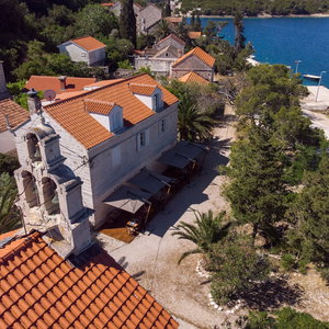 Hotel Vrnik Arts Club cazare Korcula