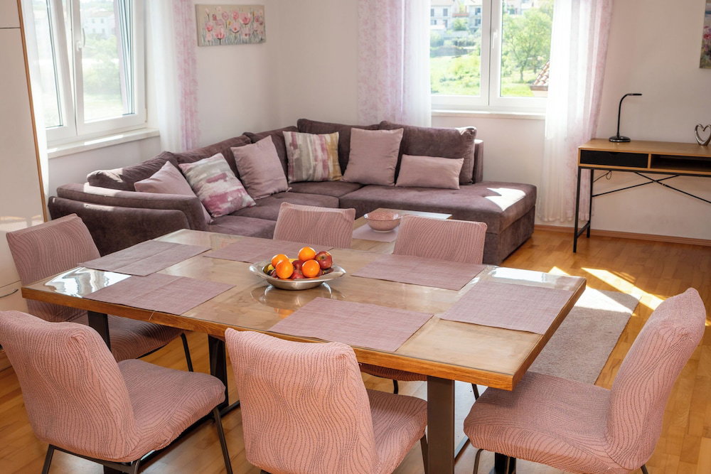 Hotel Apartments Villa Ana