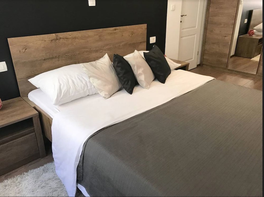 Hotel Pula Antic Rooms In Center- Adults Only