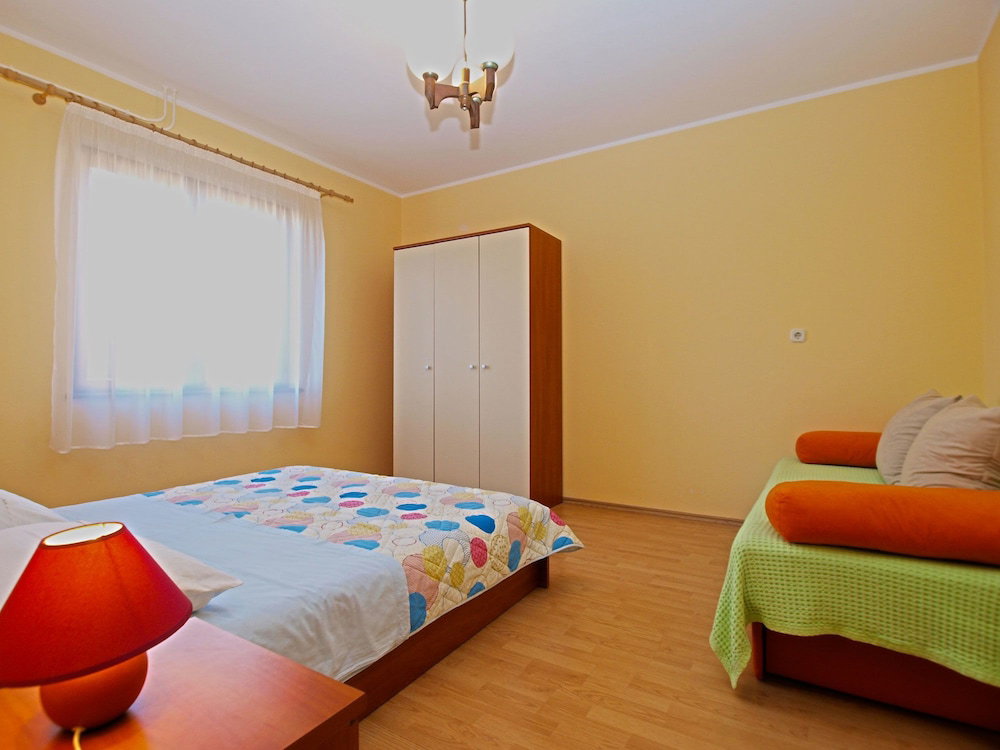 Apartment 1230