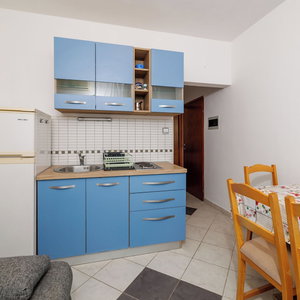 Hotel Apartments Bono cazare Karlobag
