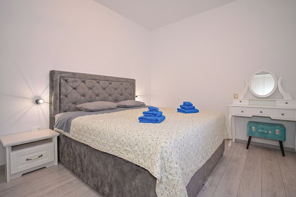 Hotel Ami Apartment Strožanac