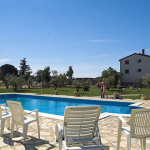 Hotel Apartment In Fazana Near Valbandon Beach cazare Valbandon