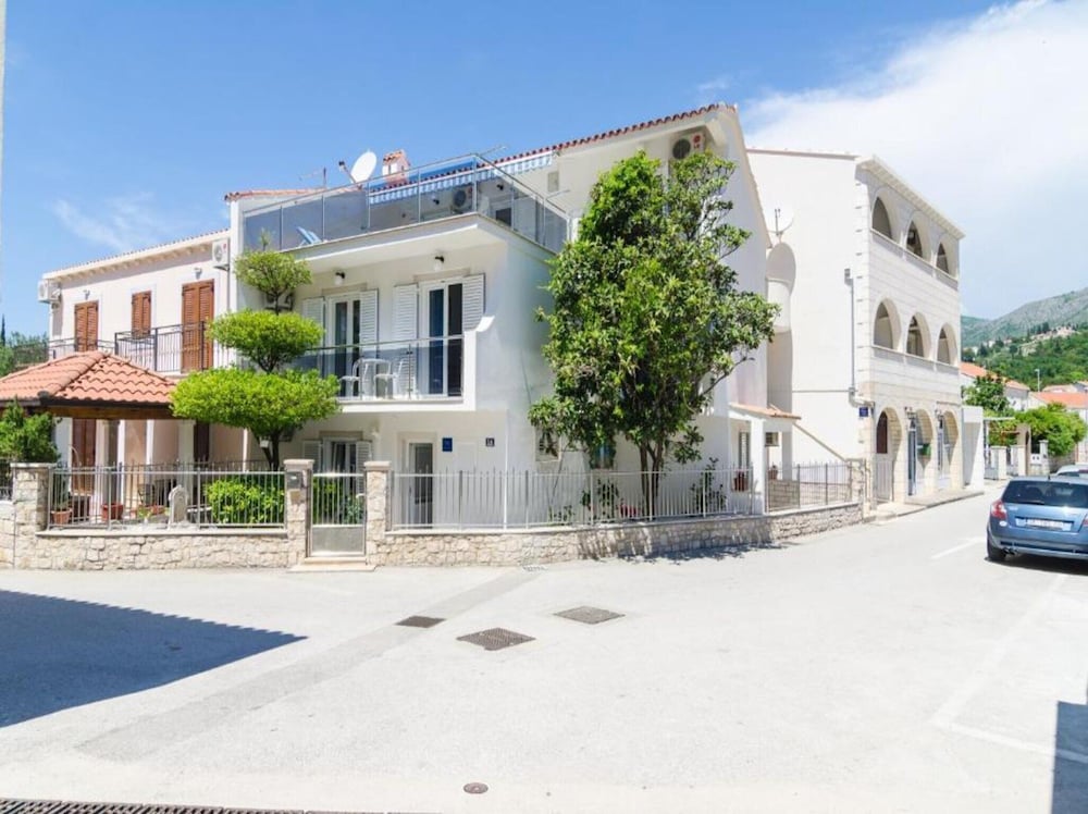 Hotel Apartments & Rooms Barisic
