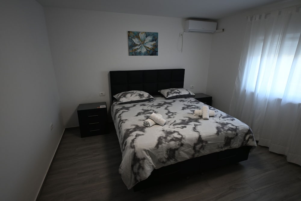 House Ivana