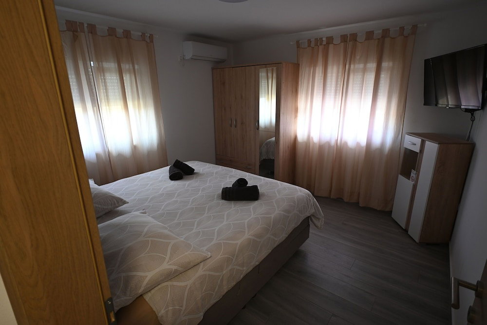 House Ivana