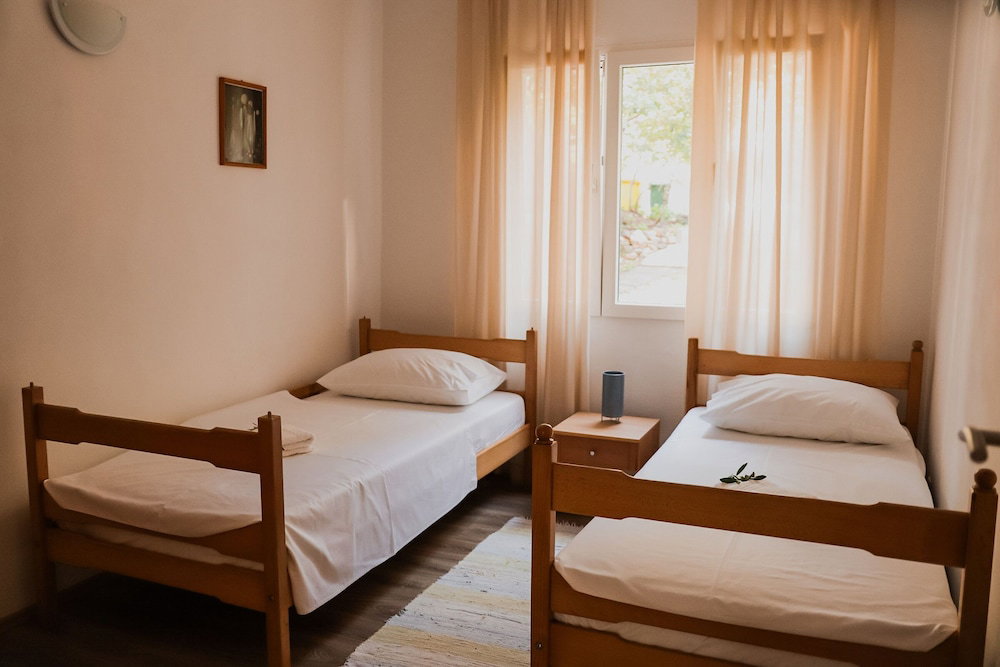 Hotel Apartments Prce