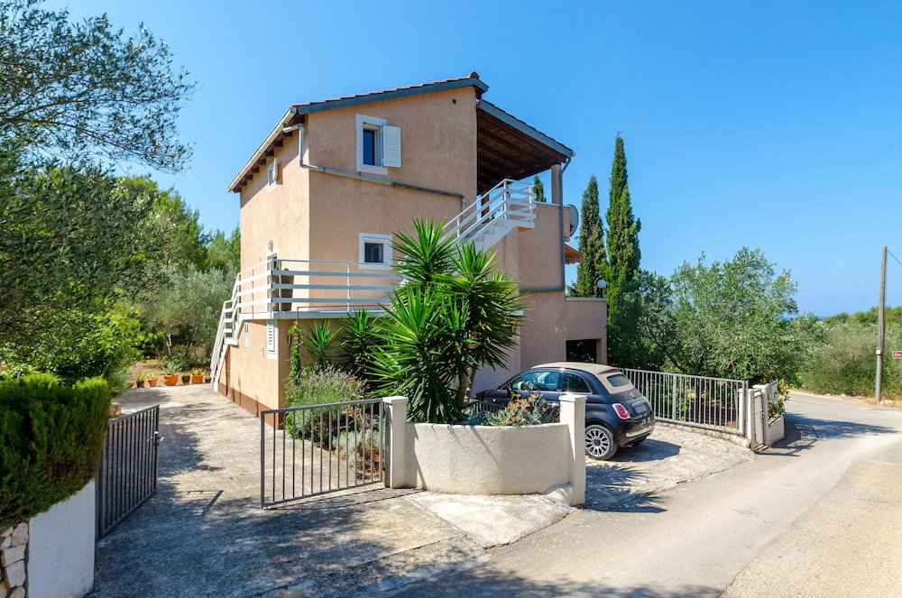 Hotel Apartments Namoru Gradina