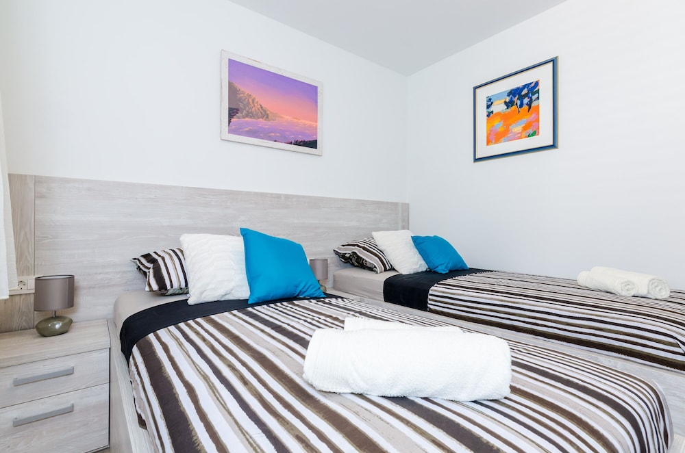 Apartments Lazarin