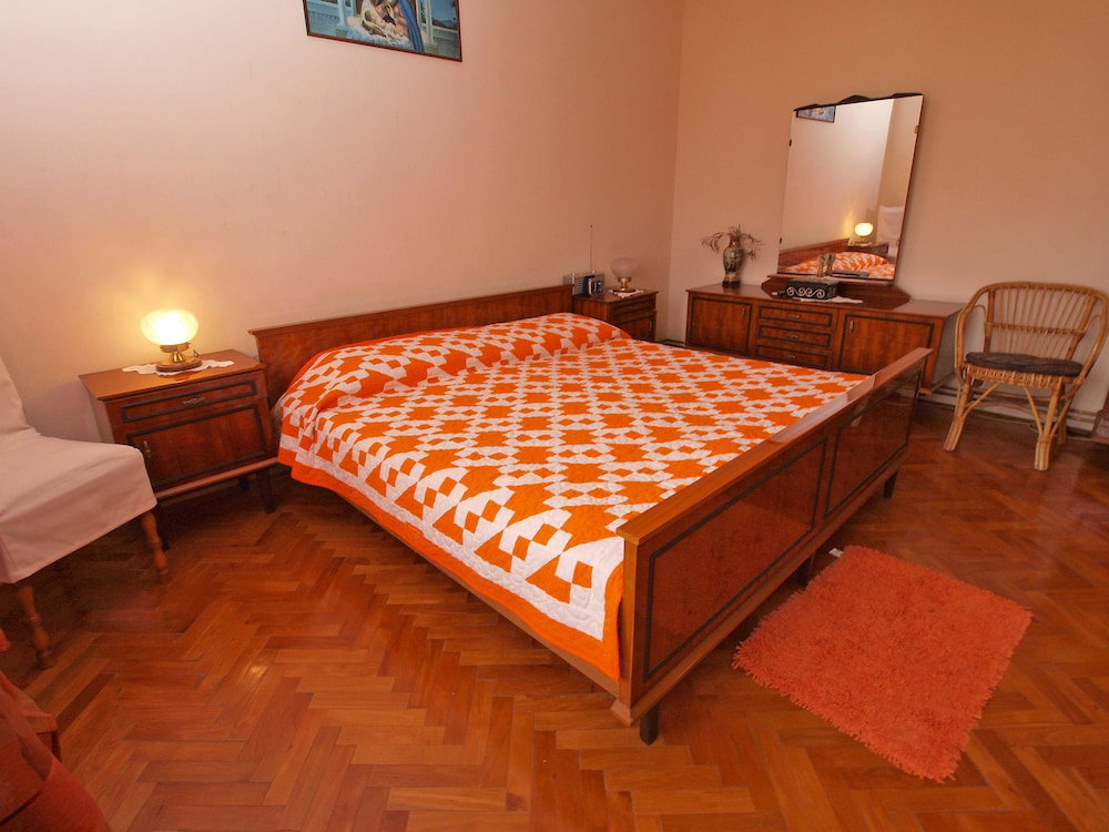 Apartments Ivanka 1056