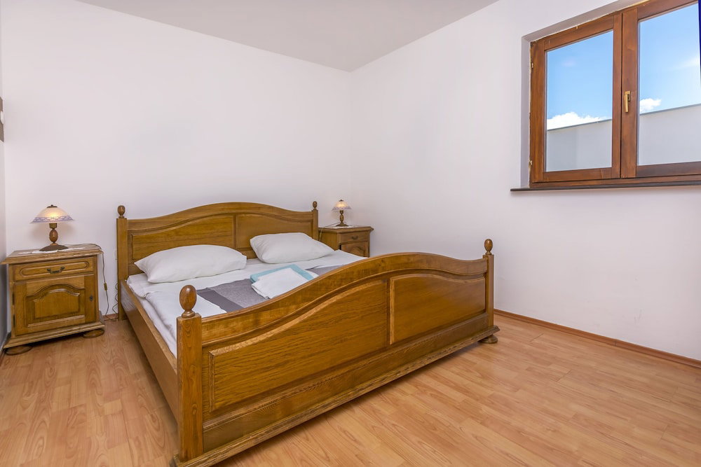 Hotel Apartments Ivat