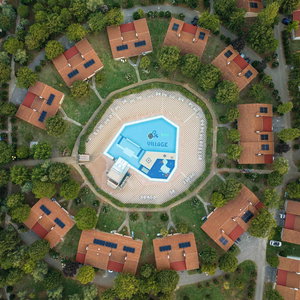 Hotel Bi Village cazare Valbandon