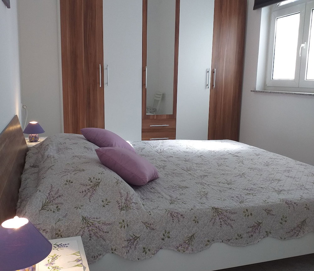 Hotel Apartments Lavanda & More