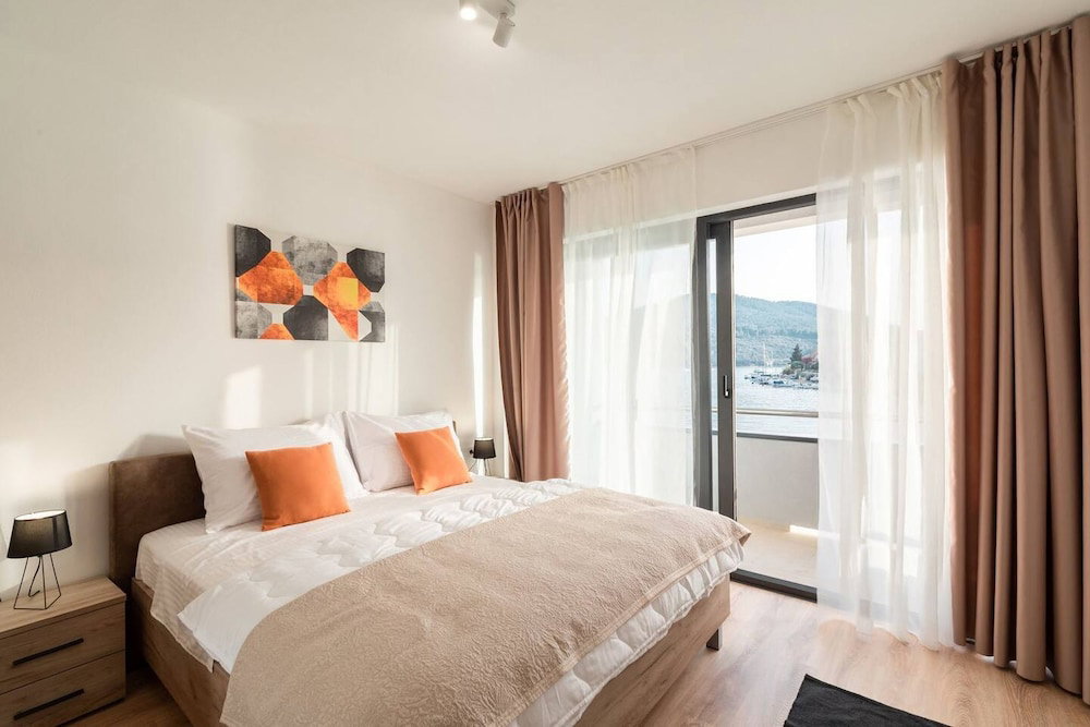Apartments And Rooms Ribarska Srica