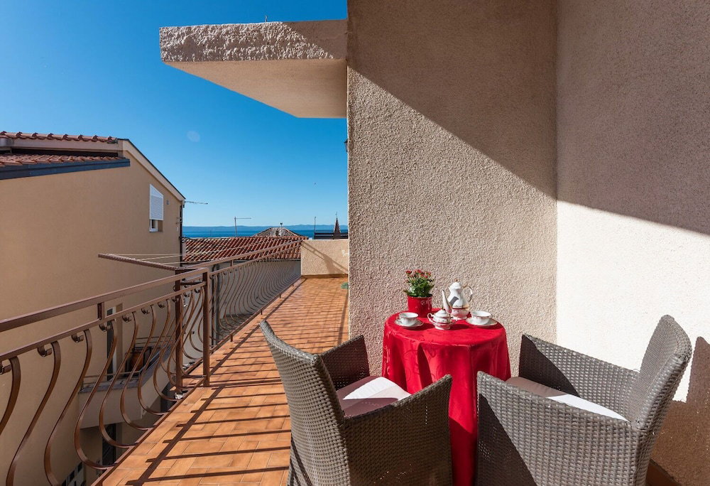 Hotel Apartments And Room Goran