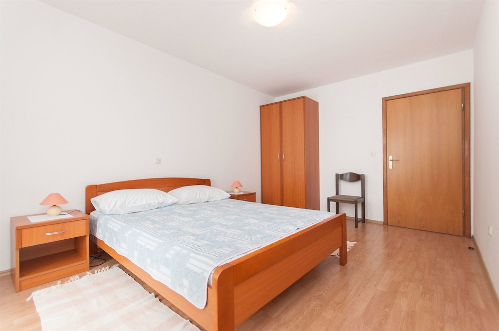Hotel Apartments Igor