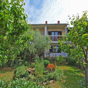 Hotel Apartment 108 cazare Valbandon