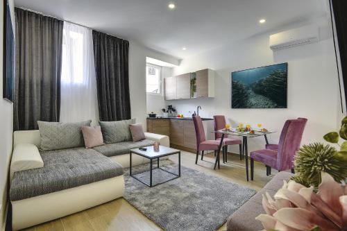 D&A Central Luxury Apartments