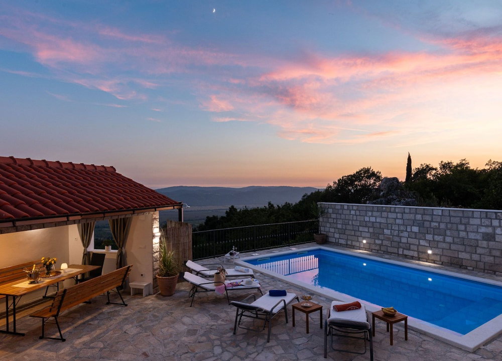 Hotel Villa Source With Private Pool