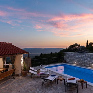 Hotel Villa Source With Private Pool cazare Gruda