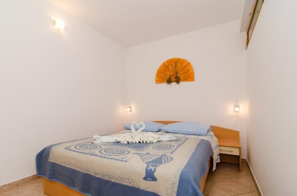 Hotel Apartments Villa Dingac - Borak