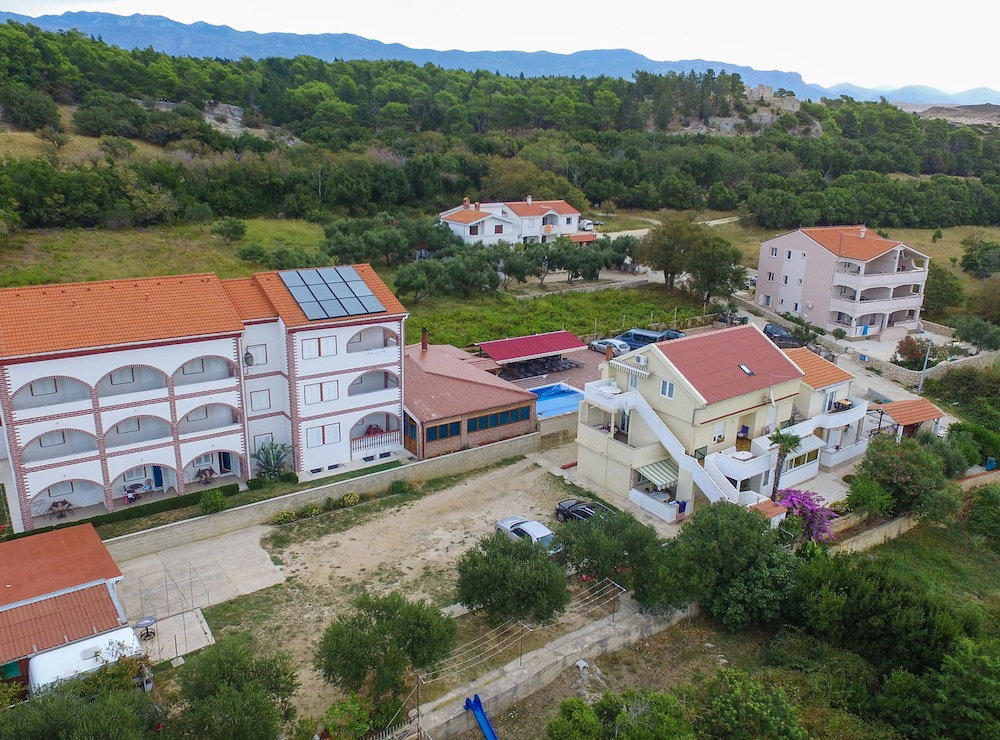 Hotel Golden Coast Villa Caska