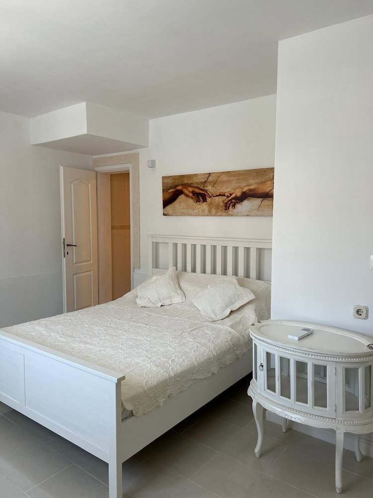 Apartments Luna Aurea