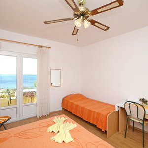 Hotel Apartments Marija cazare Jelsa