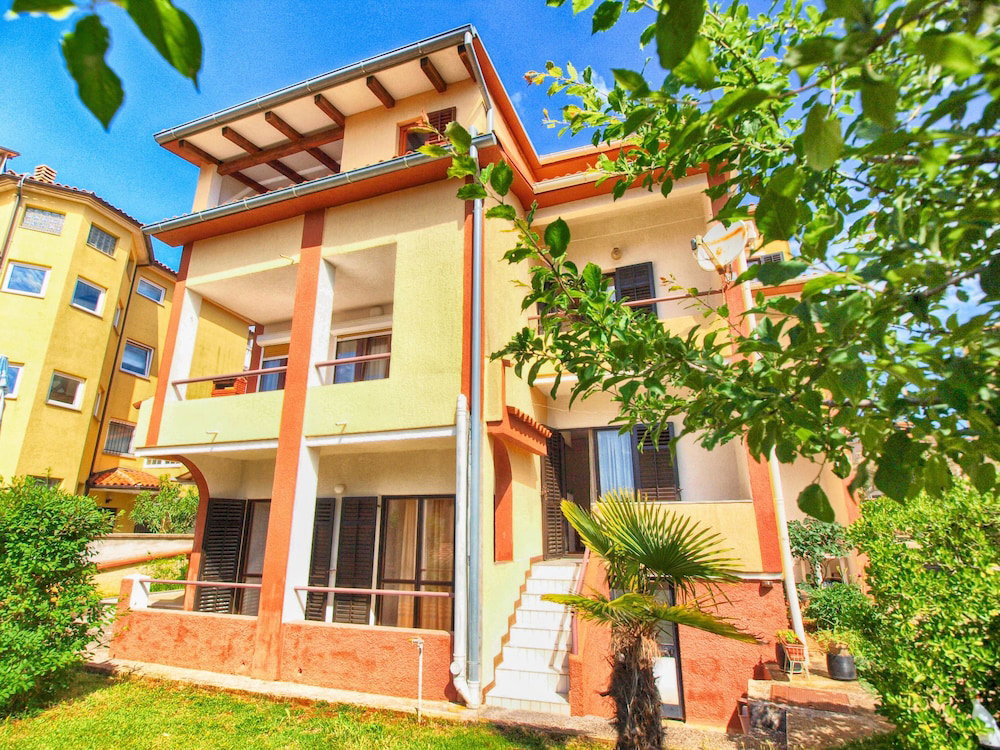 Hotel Apartments Antica 1371