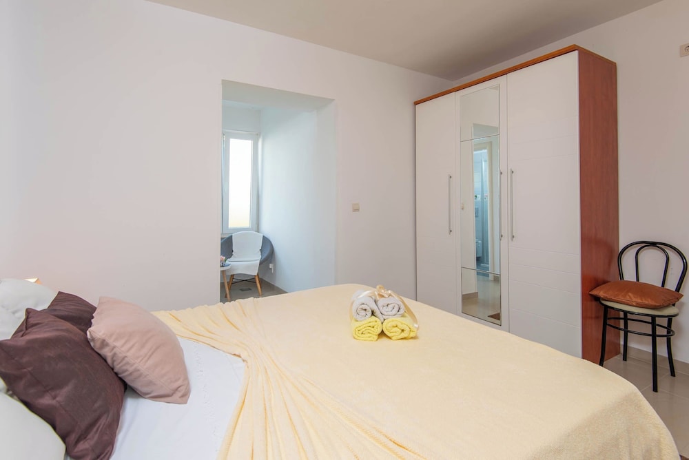 Apartments Lenka