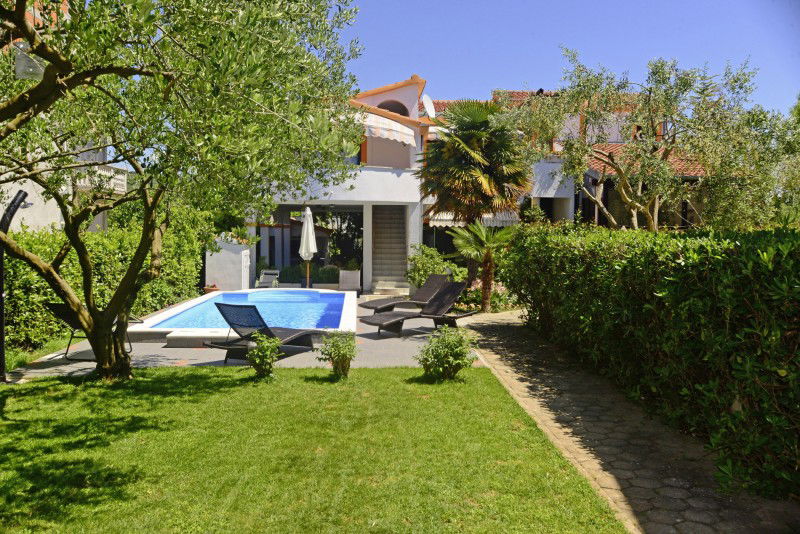 Hotel Apartments Petra