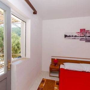 Hotel Apartments Nedeljko cazare Jelsa
