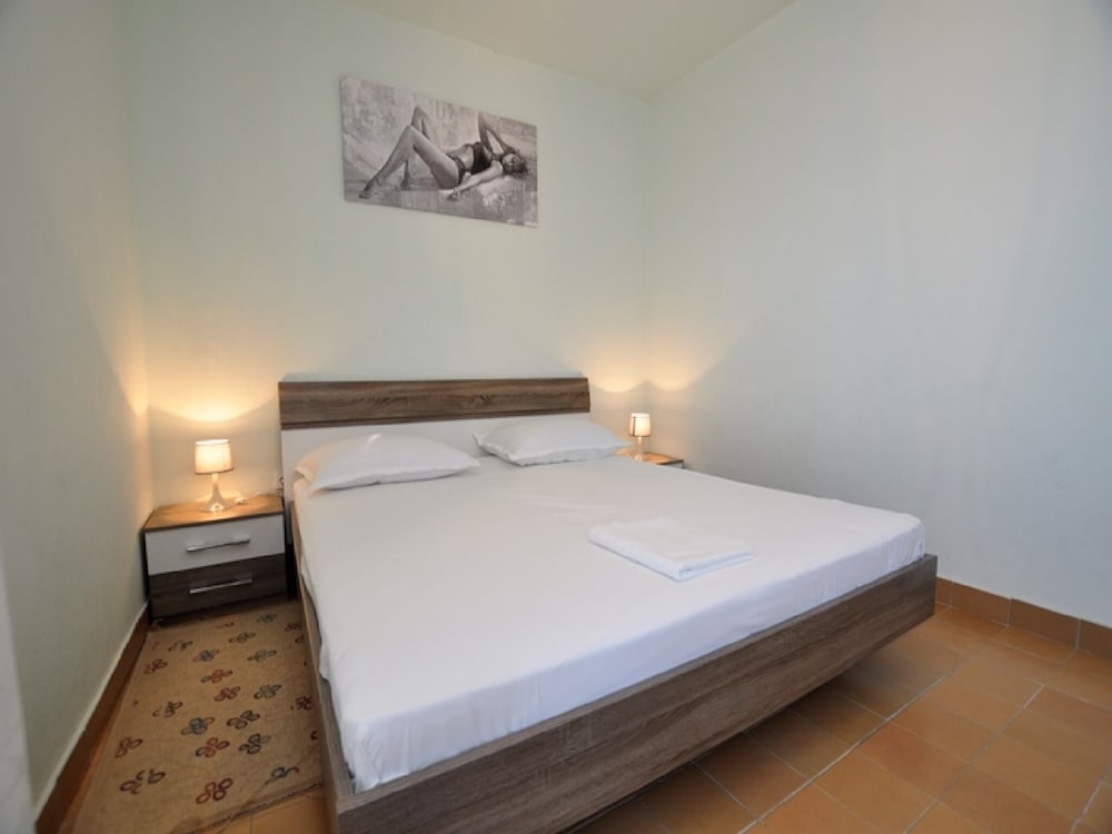 Hotel House Karlo Apartments