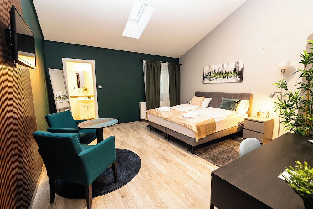 Hotel City Walk Hostel