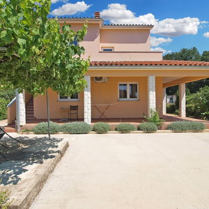 Hotel Apartment 1573 cazare Valbandon