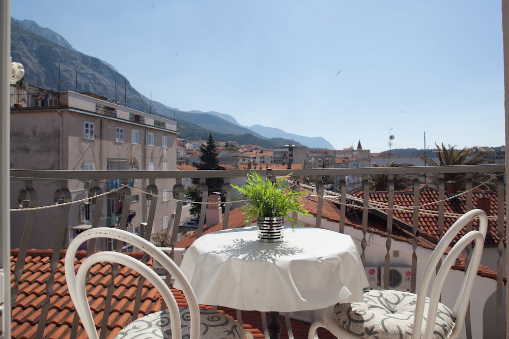 Hotel Apartmani Kuzmanić