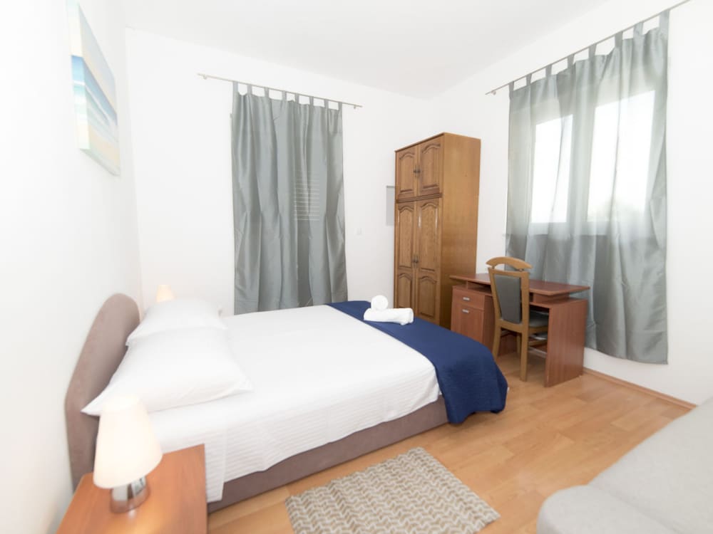 Hotel Apartments Pavla I Niko