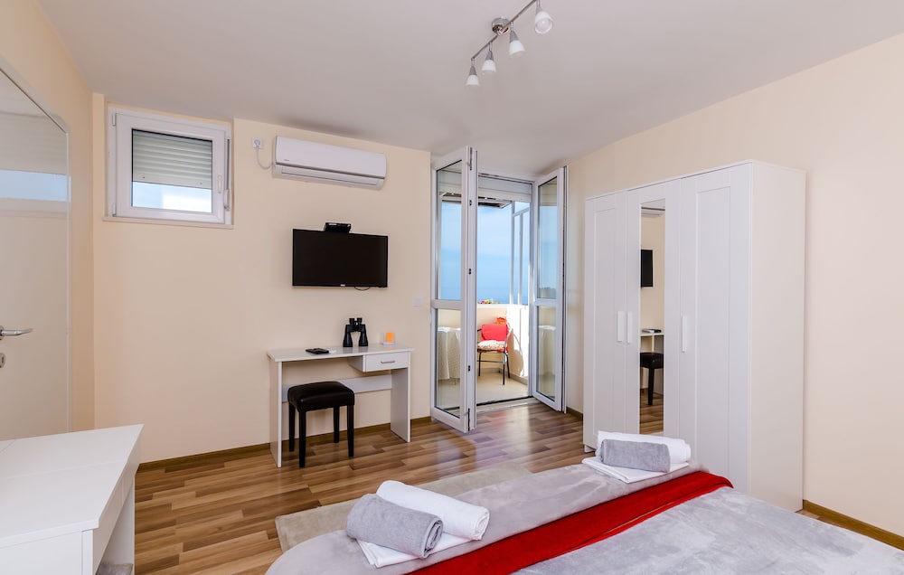Hotel Apartment Vedrana