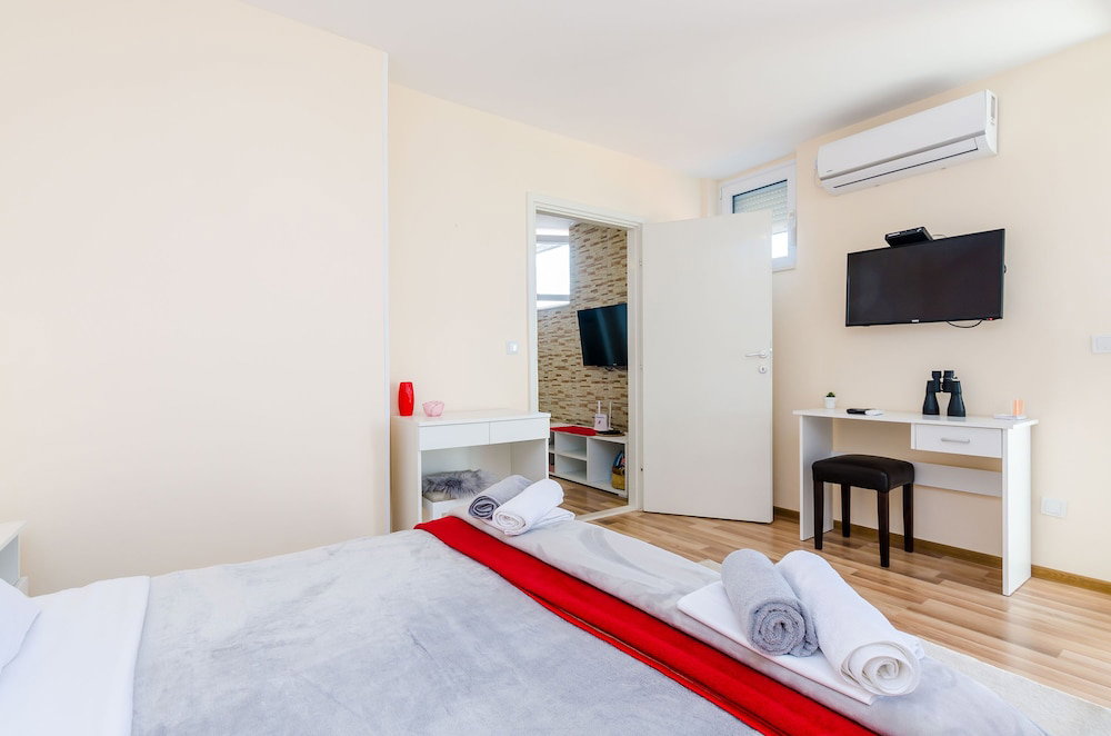 Apartment Vedrana