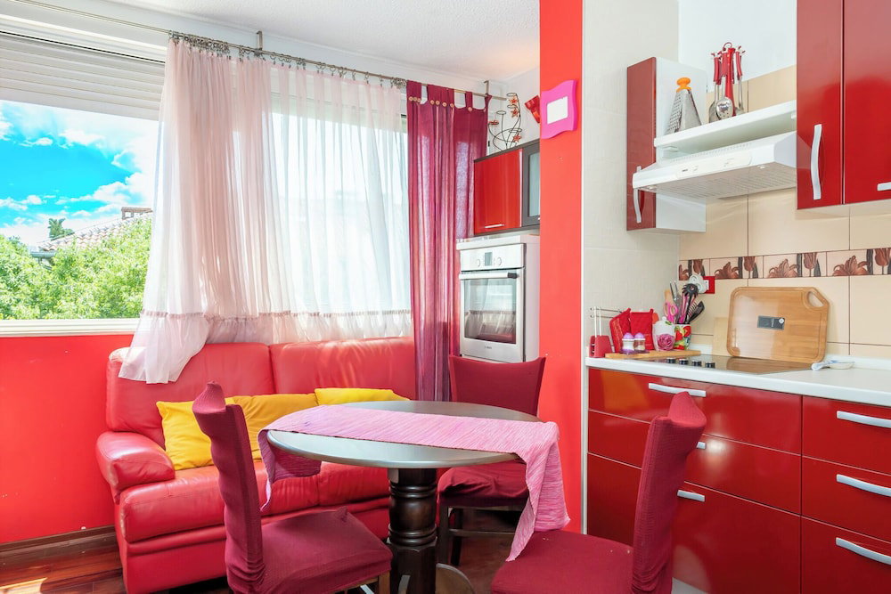 Hotel Apartment Near City Center