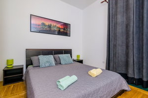 Hotel The Point Room cazare Mokosica