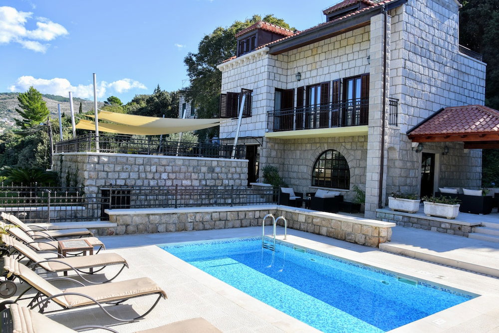 Hotel Villa Franica Dubrovnik, City Beach Villa With Pool And Sea View