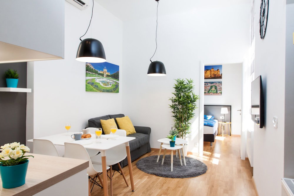 Hotel Loox Apartments Hatzova