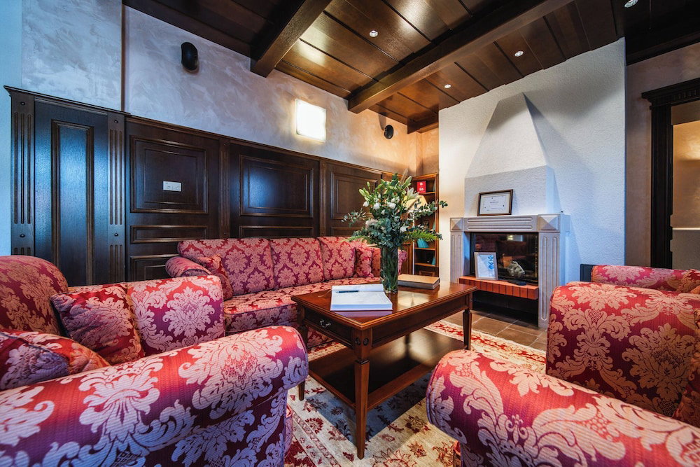 Hotel Kazbek