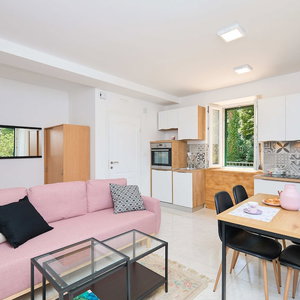Hotel Apartment Fragola cazare Mokosica