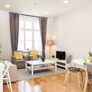 Hotel Luxury Main Square Apartments cazare Centar