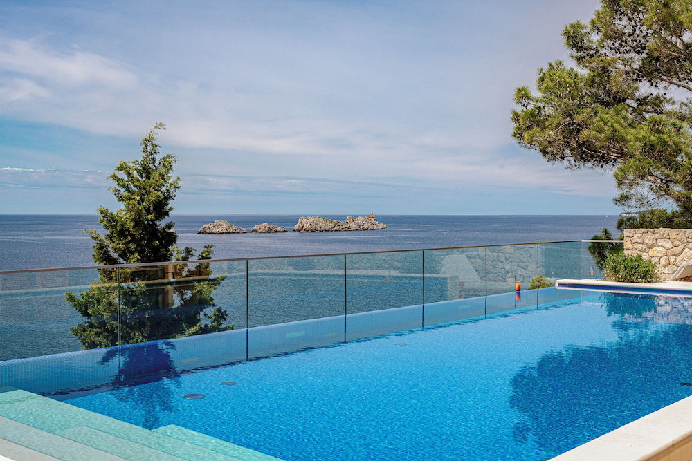 Hotel Villa Malo More