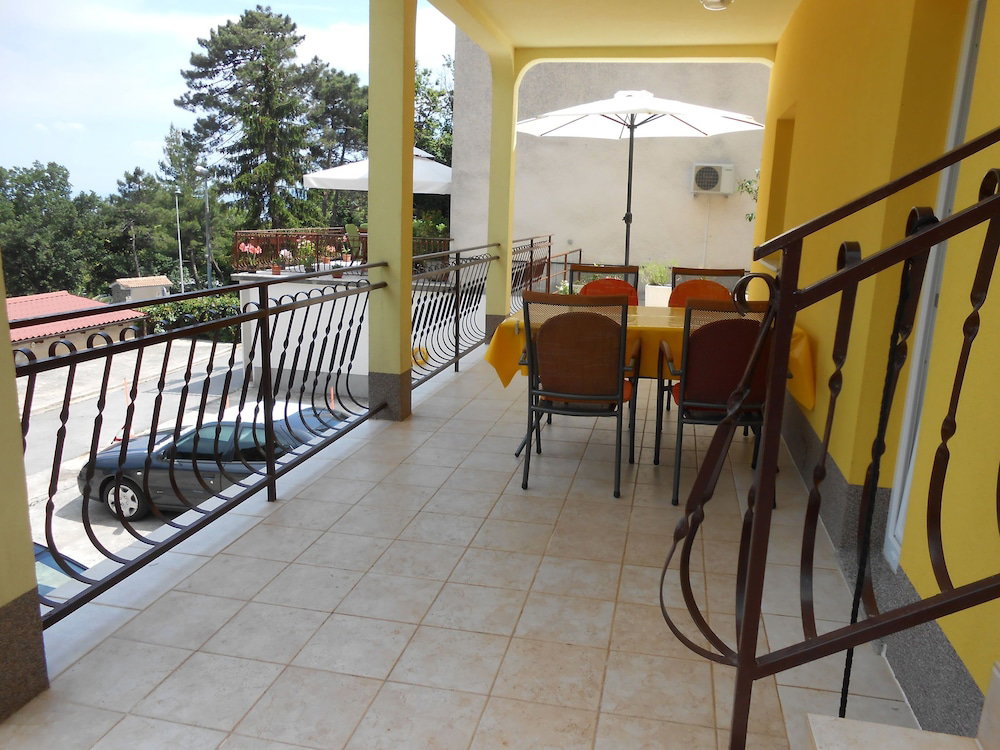 Hotel Apartments Vesna