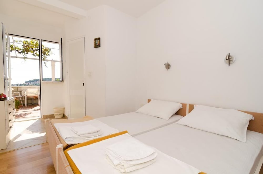 Hotel Guest House Misita