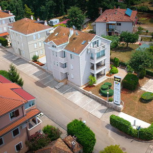 Hotel Apartments And Rooms Degra cazare Umag